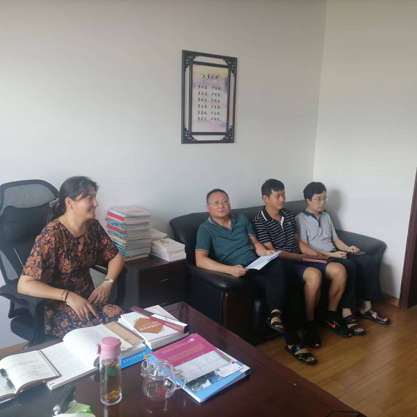 华亿体育信息中心召开2022年秋季学期开学工作会