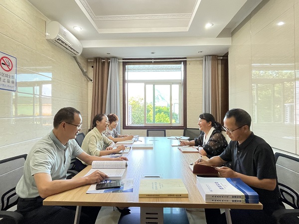 华亿体育迎接市教育和体育局2023年秋季学期开学工作督导检查